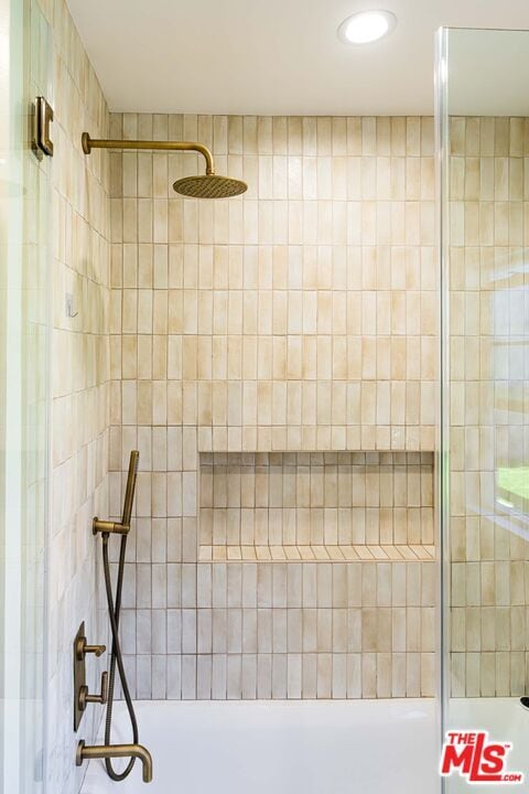 Building Photo - 12023 Collins St