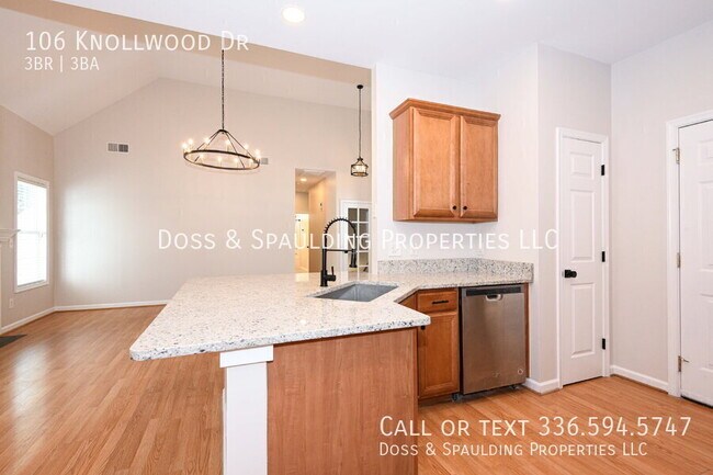 Building Photo - 106 Knollwood Dr