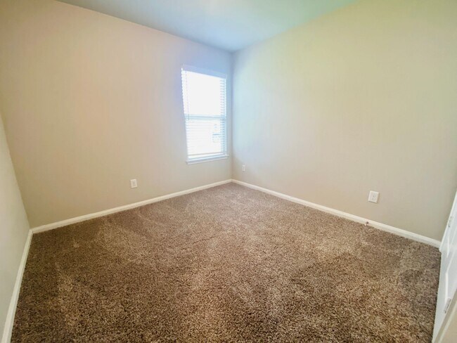 Building Photo - Charming and well-maintained home in a convenient Temple location