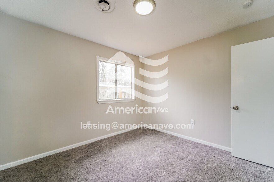 Building Photo - 3042 Meadow Forest Dr