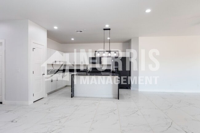 Building Photo - Beautiful Brand New Home with Block Wall