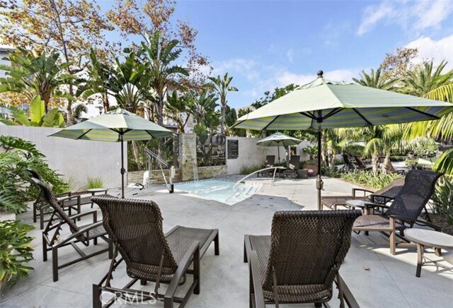 Building Photo - 39 Waldorf