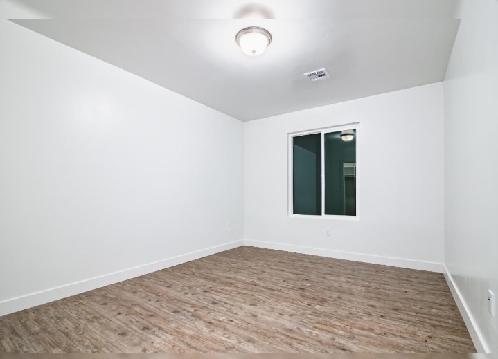 Building Photo - 1055 W Province Way