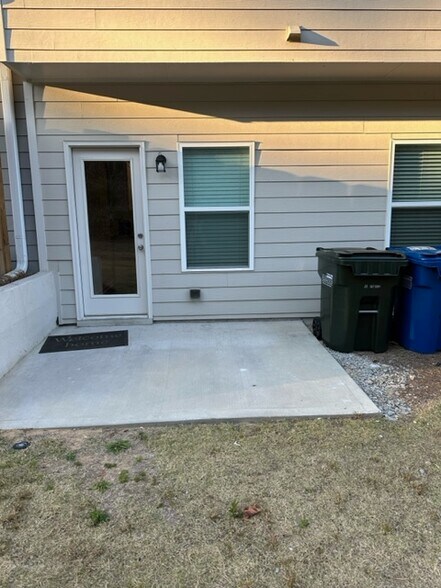 Backyard2 - 3671 Acorn Dr