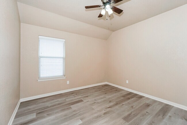 Building Photo - 6415 Diego Ln