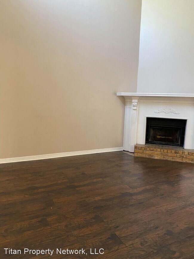 Building Photo - 2 br, 2 bath House - 7304 Fern Ave #19