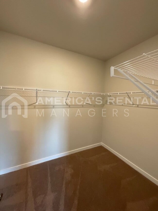 Building Photo - 486 Andrew Dr