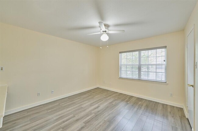 Building Photo - 2308 Winrock Blvd