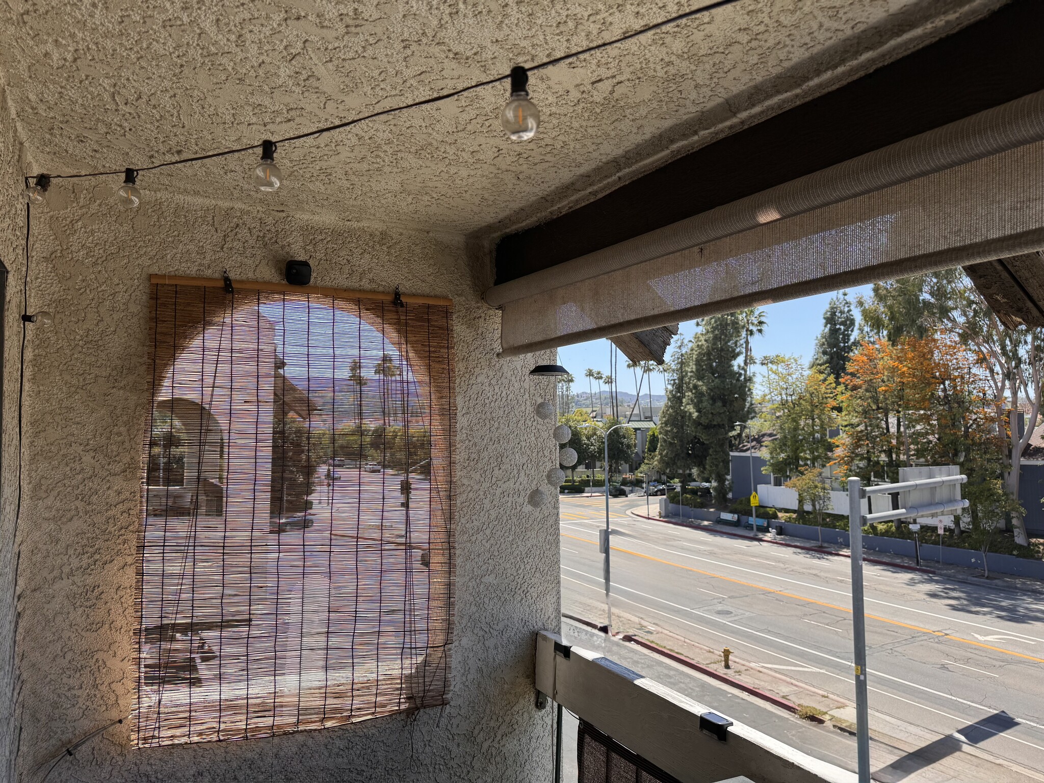 Building Photo - 5460 White Oak Ave