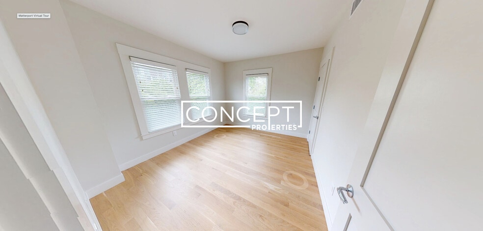 Building Photo - 208-210 Banks St. Unit 3CP