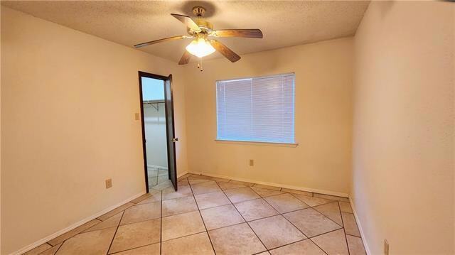 Building Photo - 1909 Killington Dr