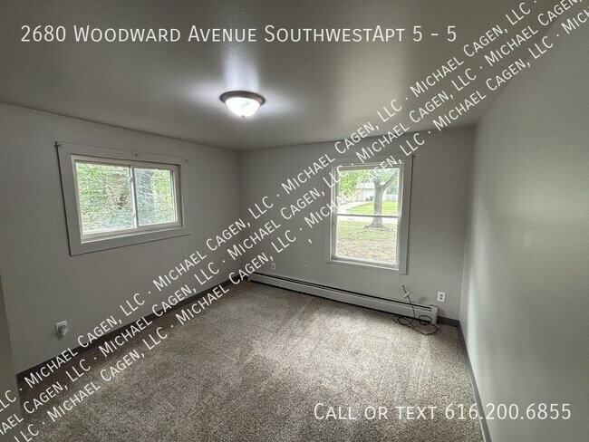Building Photo - 2680 Woodward Ave SW