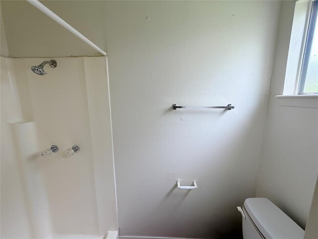 Building Photo - 5206 Village Trail