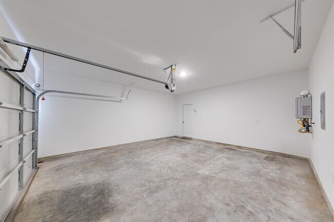 Building Photo - 10601 Ellerston Rd
