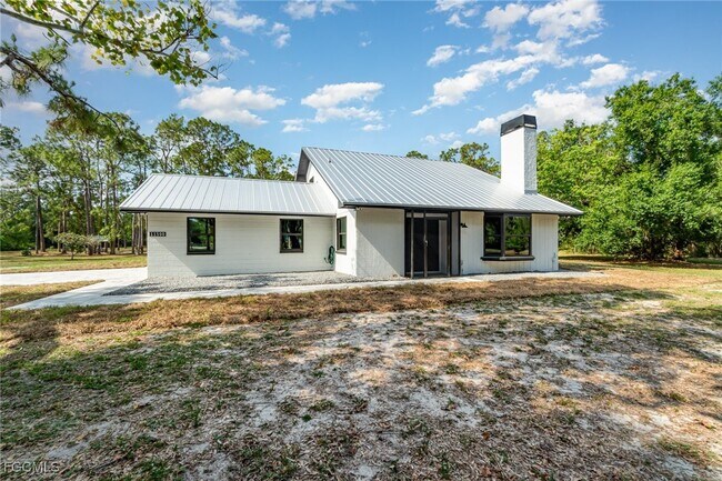 Building Photo - 11590 Fox Hill Rd