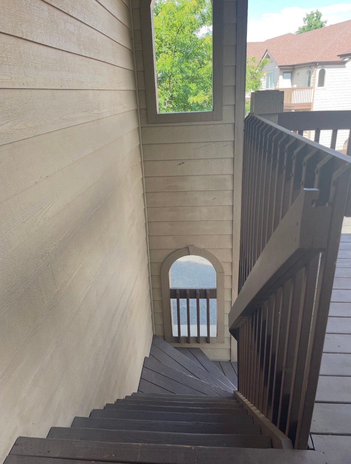 Front Stairwell - 4286 S Eldridge St