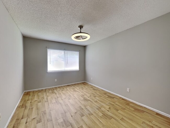 Building Photo - 4412 Prairie Ct