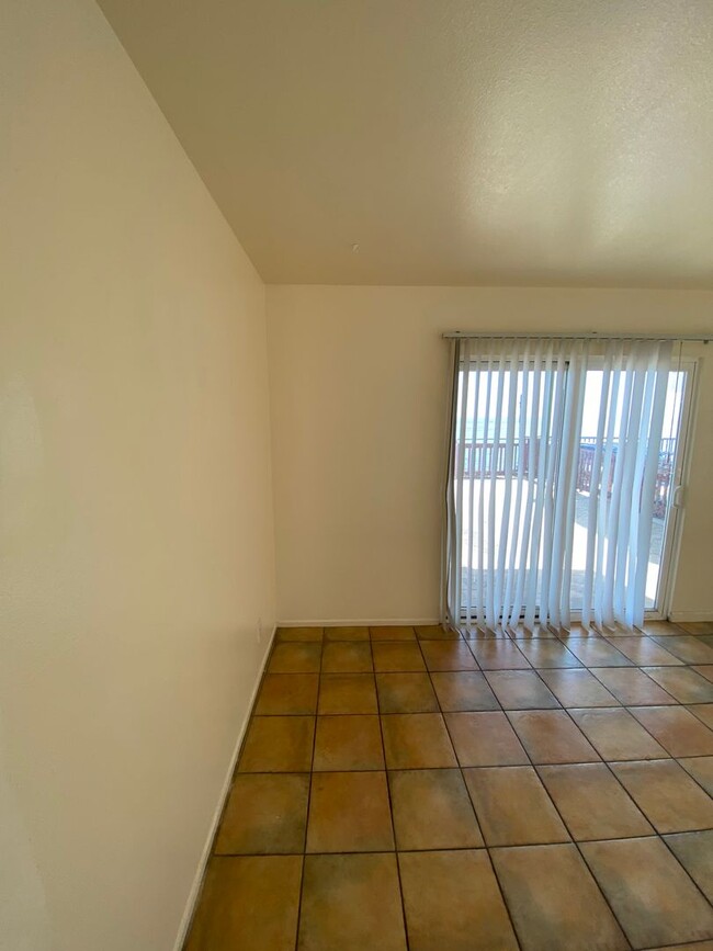 Building Photo - 6743 Del Playa Dr