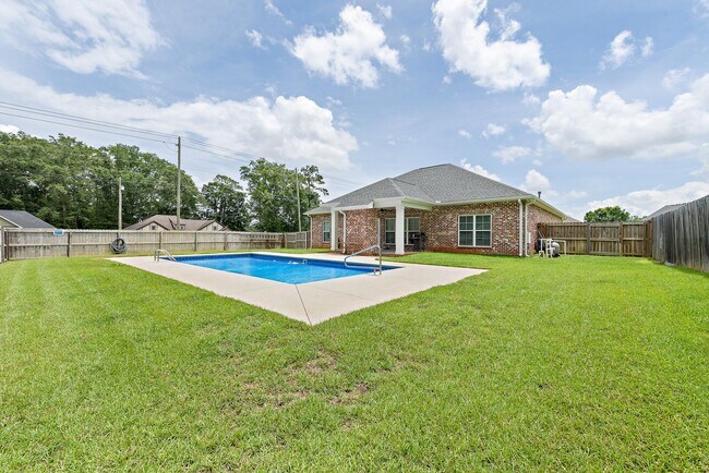 Building Photo - Coming Soon - 100 Brichwood Place