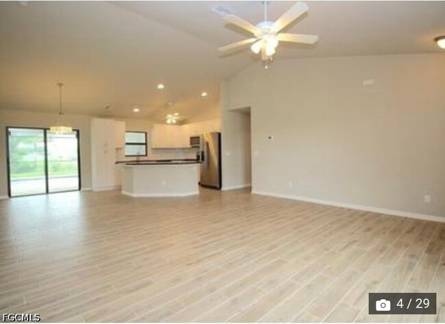 Building Photo - 2136 SW 8th Pl
