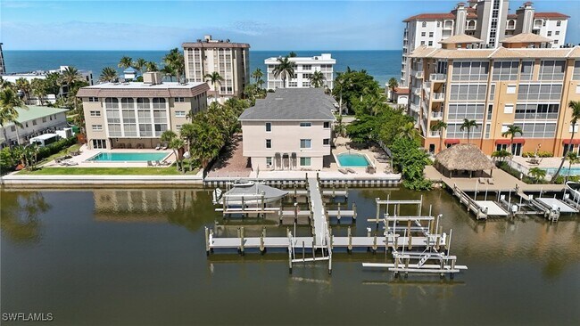Building Photo - 9517 Gulf Shore Dr