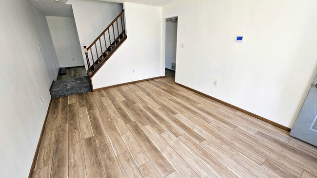 Building Photo - 7964-7966-7966 Goldsmith Dr