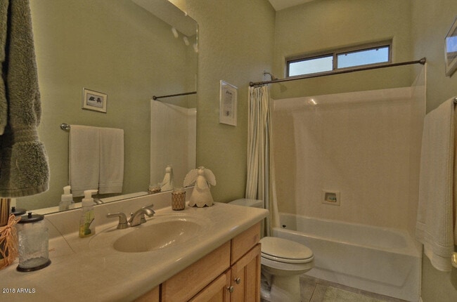 Building Photo - 11475 E Helm Dr