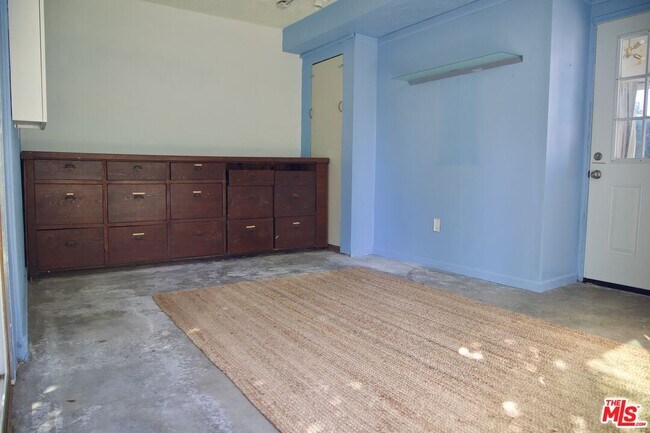 Building Photo - 834 Indiana Ave