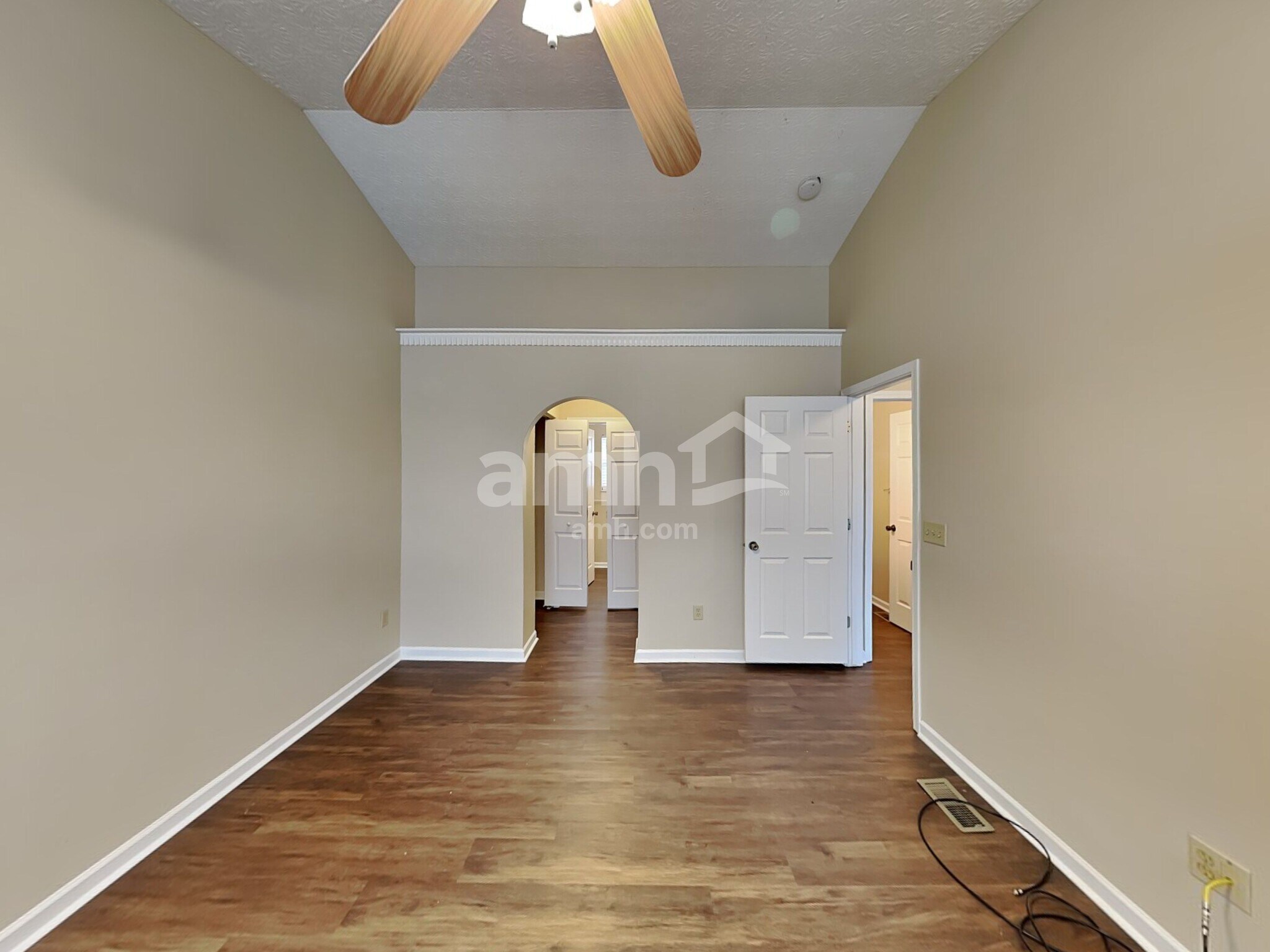 Building Photo - 6934 Crescent Boat Ln