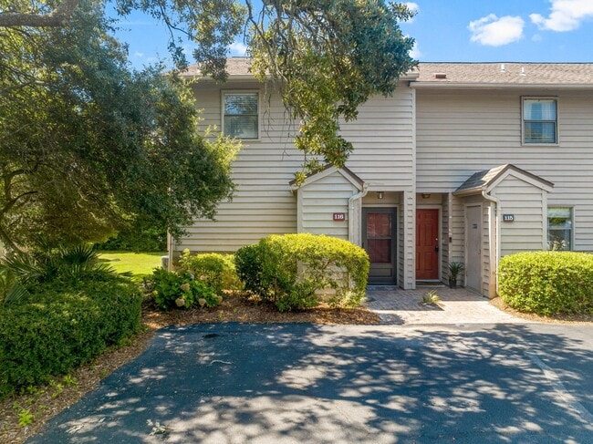 Primary Photo - 100 N Myrtle Dr