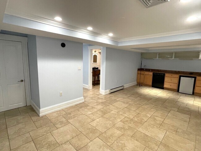 Building Photo - 36 Sunhill Ln