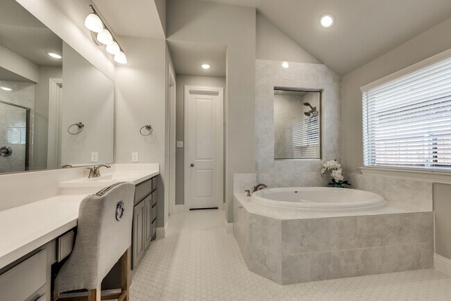 Building Photo - Beautiful Home in Sought-After NWISD!
