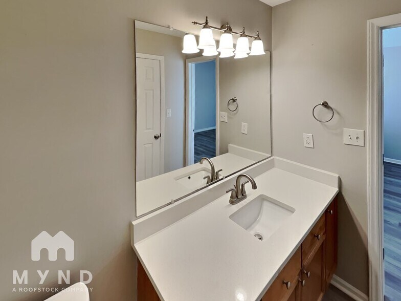 Building Photo - 4505 Capstone Dr