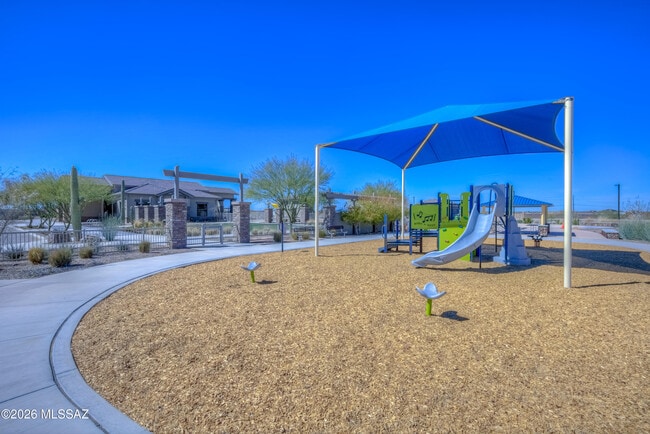 Building Photo - 9116 W Silver Cholla Dr