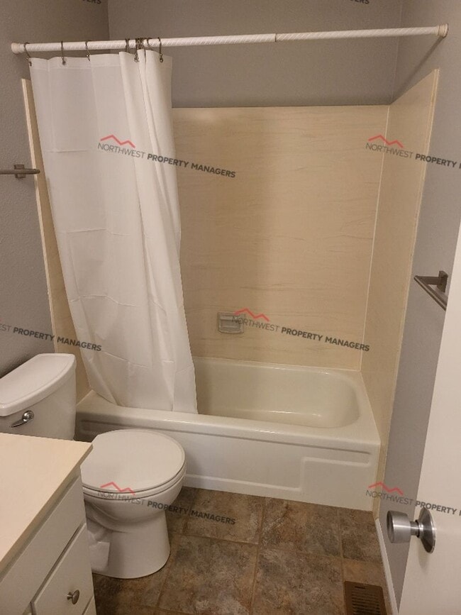 Building Photo - STATUS: *PENDING APPLICATION*  | R320 | $1895