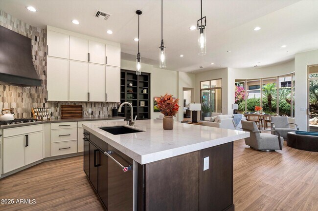 Building Photo - 8224 E Angel Spirit Dr