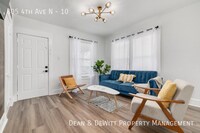 Building Photo - 805 4th Ave N