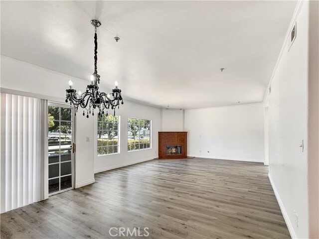 Building Photo - 468 W Huntington Dr