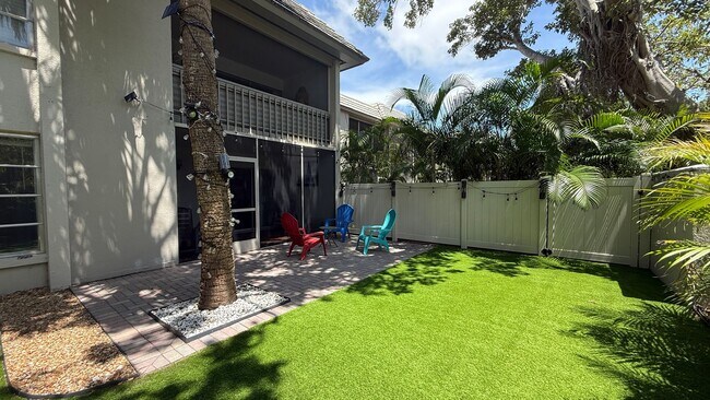 Building Photo - Charming 2/2 Seasonal Rental in Sarasota – Minutes from the Beach! Private Courtyard Included!!