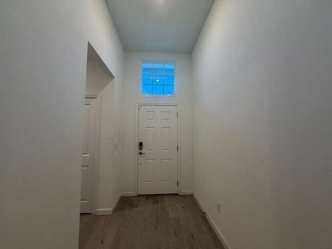 Building Photo - 2993 Crossfield Dr