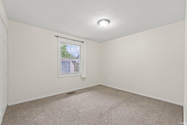 Building Photo - 2606 Sandarac Ln