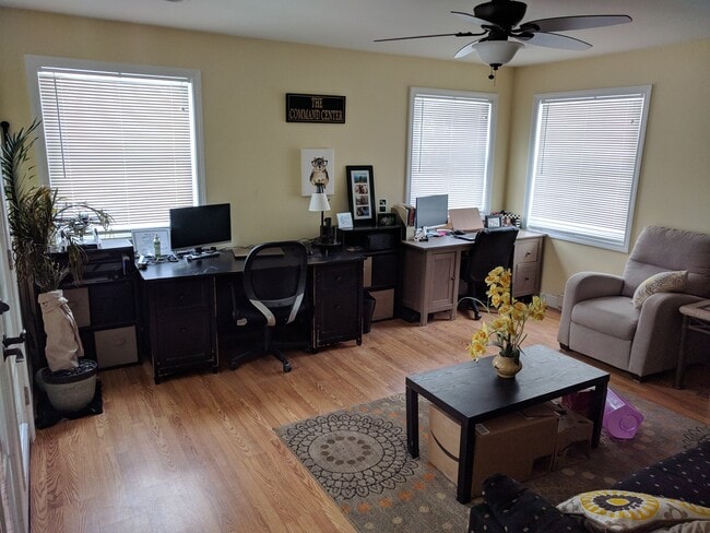 Building Photo - 90 Hickory Hill Rd