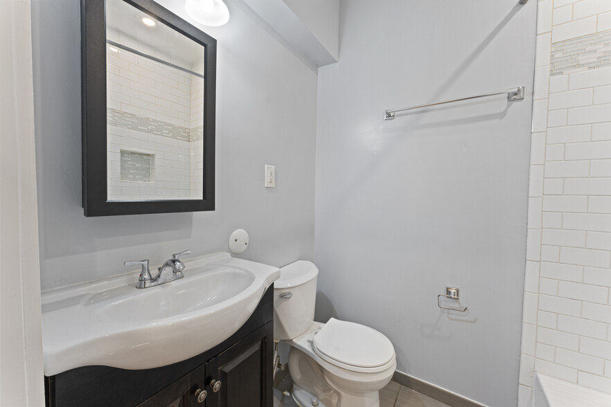 Bathroom - 177 36th St NE