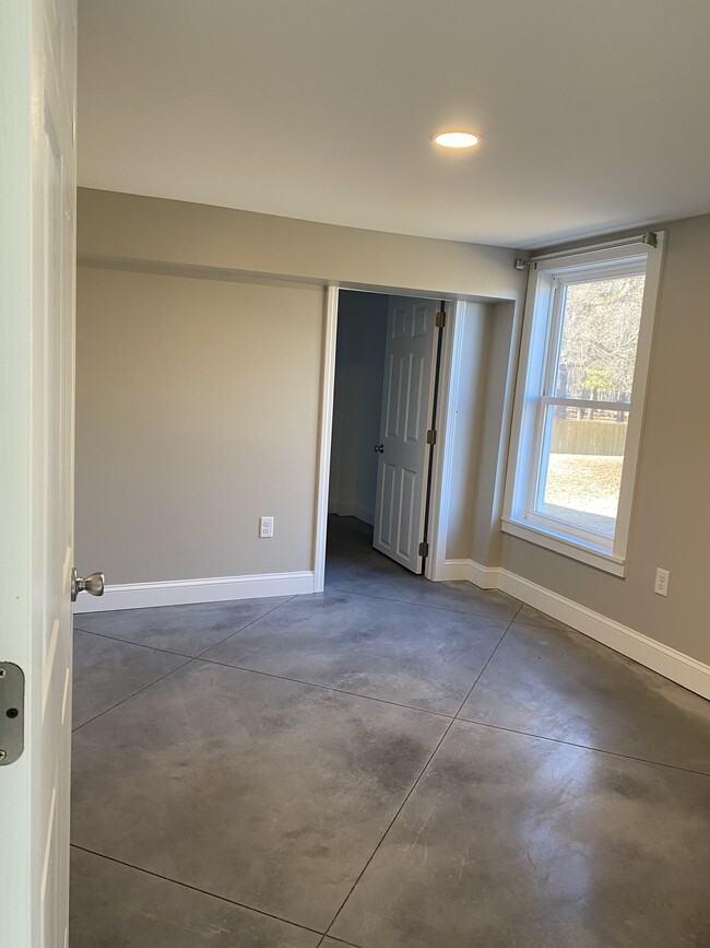 Downstairs rear bedroom with walk in closet - 27 Stevenson Rd