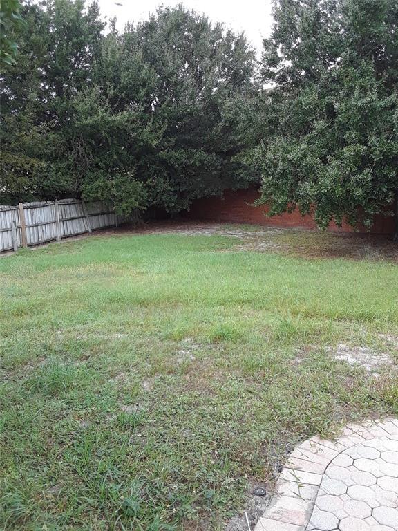 Building Photo - 225 Largovista Dr