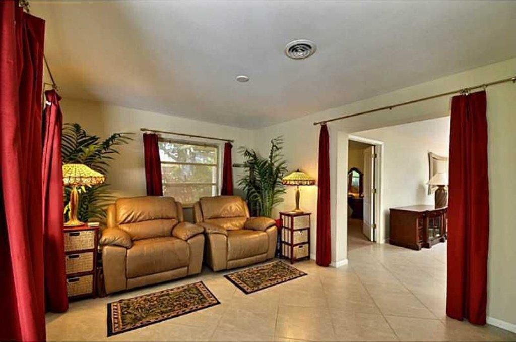 Building Photo - 2736 Whippoorwill Ln