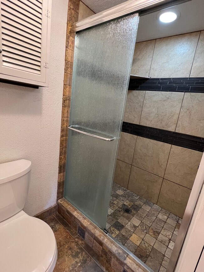 Building Photo - 3236 Silversmith Dr