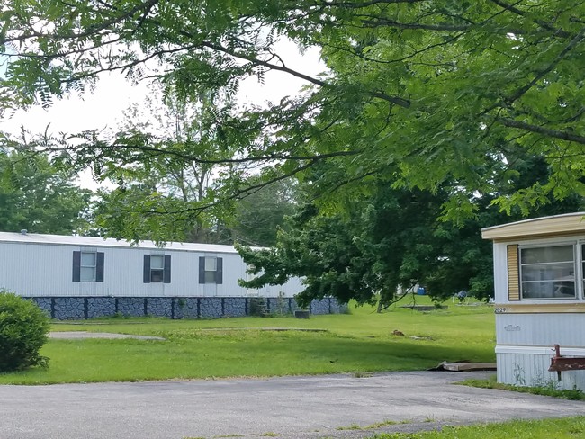 Building Photo - Suburban Mobile Home Park