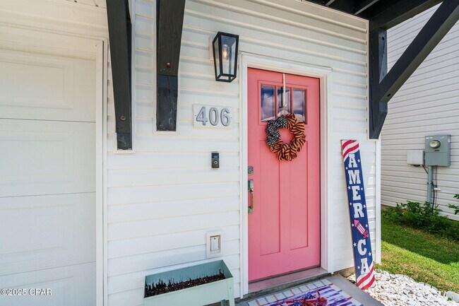 Building Photo - 406 Raven Ln