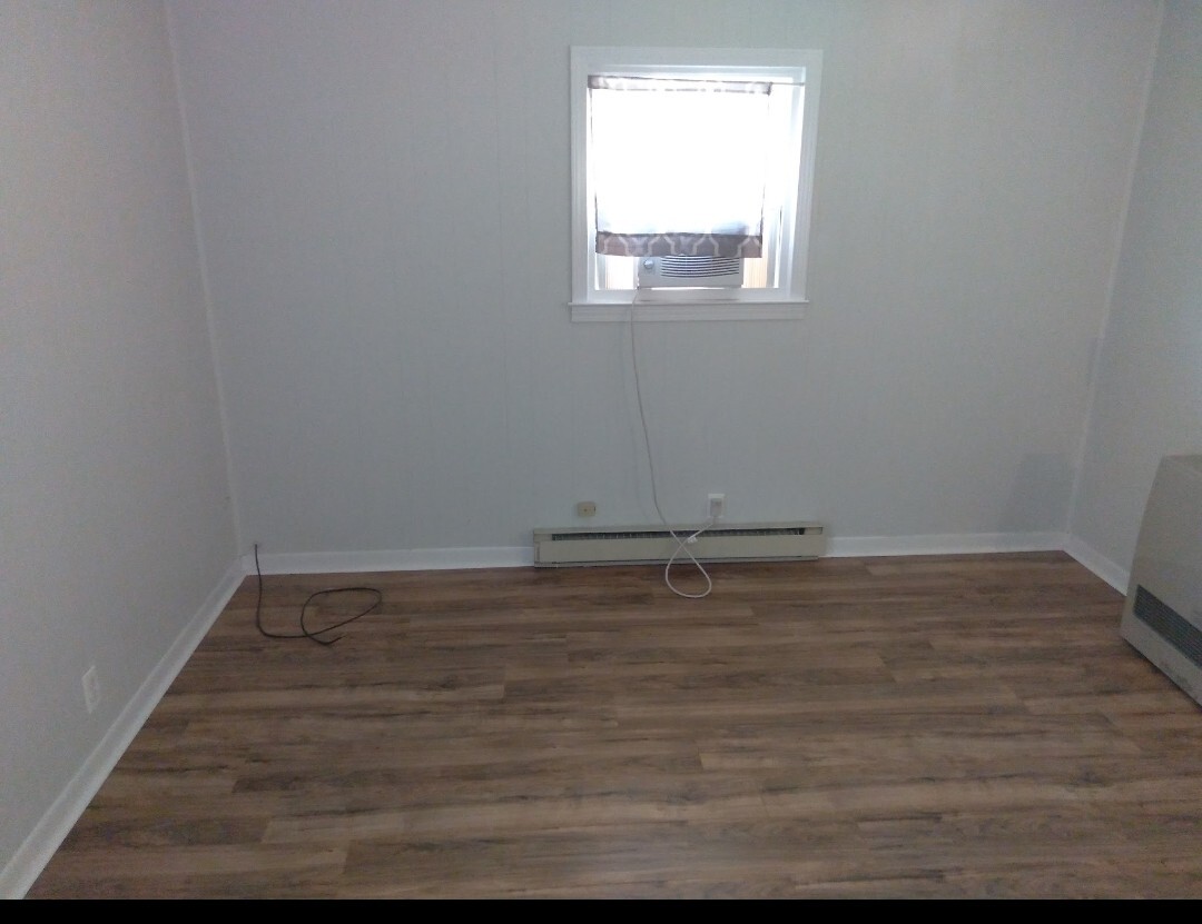 Building Photo - 122 Windsor Park Dr